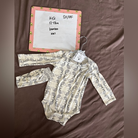 Kate Quinn clothing - Picture 1 of 1